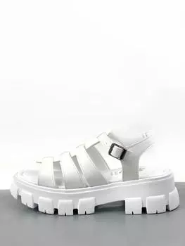 Белые тапочки и сандалии с ремешками BAsskan Ferr