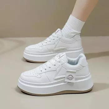 Белые туфли для женщин, новые осенние студенческие универсальные повседневные модные туфли с толстой подошвой, модные кроссовки 35 чёрный