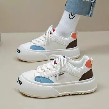 Белые туфли для женщин, новые осенние студенческие универсальные повседневные модные туфли с толстой подошвой, модные кроссовки 35