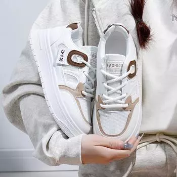 Белые туфли для женщин, новые осенние студенческие универсальные повседневные модные туфли с толстой подошвой, модные кроссовки 35
