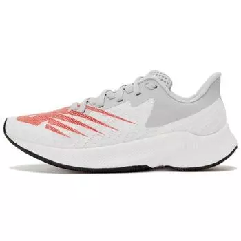 Белые женские кроссовки New Balance FuelCell Prism Neo Flame WFCPZSC