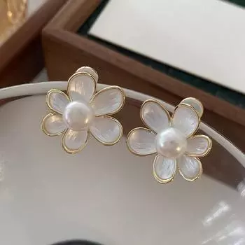 Белый цветок рябчика гвоздик серебряная игла высокого класса нишевый японский и корейский универсальный легкий роскошный французский маленький свежий золотой