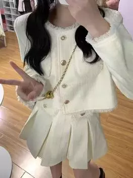 Белый французский винтажный новый комплект из двух предметов для женщин в корейском стиле, тонкий костюм с юбкой для вечеринки, женское короткое милое пальто, мини-плиссированная юбка 2024 S бежевый