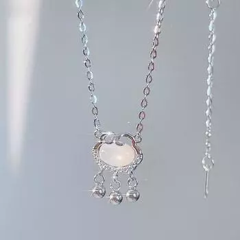 Белый халцедоновый замок мира ожерелье для женщин легкий роскошный нишевый дизайн чувство благоприятного облака долгая жизнь замок цепь подарок для подруги лучшей подруги