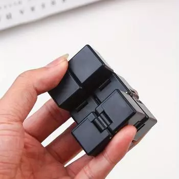 Бесконечный кубик Рубика Fidget Toy Set с магнитным гироскопом Sputnik Игра для снятия стресса чёрный