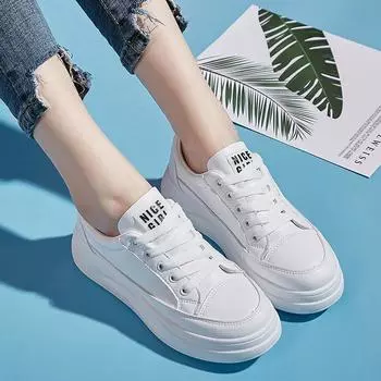 [Бесплатная доставка] Лето 2025 года, новые модные женские туфли на плоской подошве, корейская версия модных женских белых туфель 35
