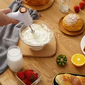Беспроводной ручной миксер, электрический венчик, перезаряжаемый ручной блендер для яиц, портативный венчик для блинов на завтрак белый