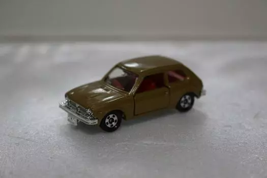 Без коробки Снят с производства Tomica Honda Civic GL Сделано в Китае Crazy Mini Car Circle Поставляется с чехлом и белой коробкой Отправлено со склада Amazon