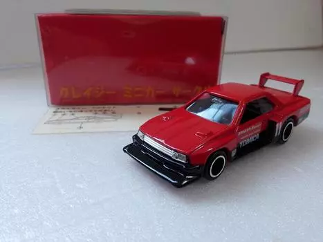 Без коробки Снят с производства Tomica Nissan Skyline Silhouette Сделано в Китае Crazy Mini Car Circle Поставляется с чехлом и красной коробкой Отправлено со склада Amazon