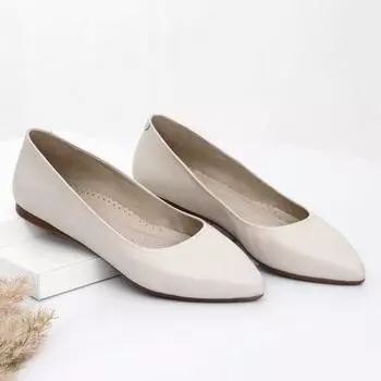 Бежевые антикварные женские туфли без каблука из натуральной кожи с острым носком на плоской подошве