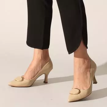 Бежевые кожаные женские повседневные туфли Классическая обувь