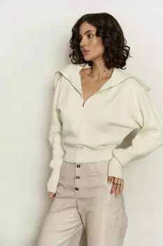 Бежевый свитер с бесконечной полумолнией