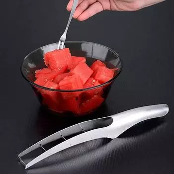 Безопасный разделитель для нарезанных кубиками фруктов с нескользящей ручкой, инструмент для резки арбуза, быстрый ручной круглый резак для салата серебряный