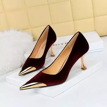 BIGTREE Europe and The United States Fashion Sexy Nightclub Thin Wine Glass Heels High Heel Velvet Shallow Mouth Metal Pointed Women s Single Shoes 40 чёрный