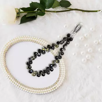 Бисерный брелок для ключей, подарочный брелок для вечеринок, стеклянный брелок для наушников, чехол для автомобиля Translucent Black