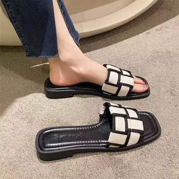 Black and white plaid slippers women s outer wear 2025 summer new Korean version one-word drag flat beach shoes sandals women s shoes 35