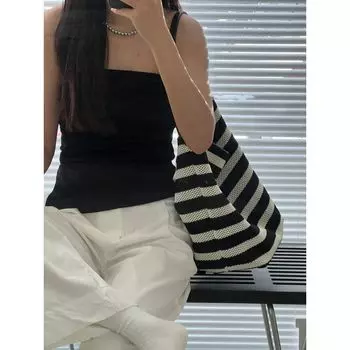 Black and White Stripe Bucket Bag Women Large Capacity Large Bag Leisure Vacation Beach Bag All-Match Portable Shoulder Tote Bag Black