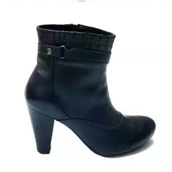 Черные ботинки и ботильоны из натуральной кожи