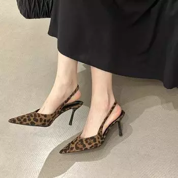 Black new spring and autumn pointed high heels women s niche sandals women s French sandals temperament single shoes 2025 shoes 35 чёрный