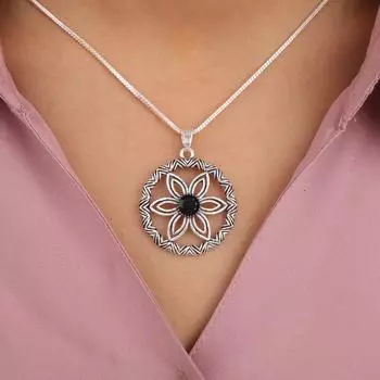 Black Onyx Gemstone 925 Sterling Silver Jewelry Handmade Designer Pendant 1.48 CP-29-22