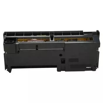 Блок питания ADP 300FR — это усовершенствованный, полностью герметичный портативный сменный блок питания для игры на PS4