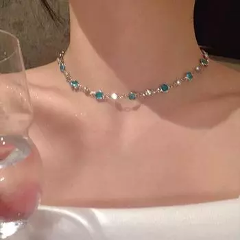 Blue Crystal Butterfly Necklace for Women Girls Shiny Zircon Simple Choker Clavicle Chain Fine Jewelry Romantic Bilayer New 02 Round