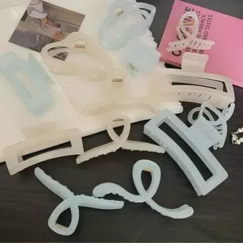 Blue Summer Hair Shark Clip - Simple, Fresh Style Beige Accessory