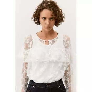 Блуза с кружевом HM Flounce белого цвета