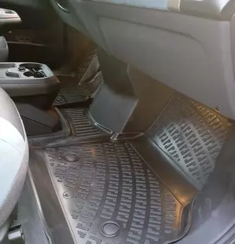 BMW IX (After 2021) High-Quality and Durable Rubber Car Floor Mats - Odorless, Non-Slip, Long-Lasting