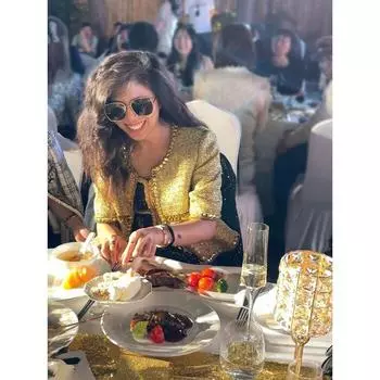 BNN Third Anniversary Cleopatra Heavy Industry Beads Diamond Ribbon Gold Thread Short Sleeve Jacket Gold-Outwear M(Waffer size)