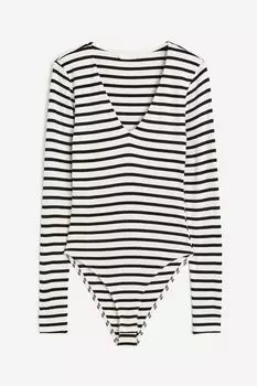 боди с V-образным вырезом