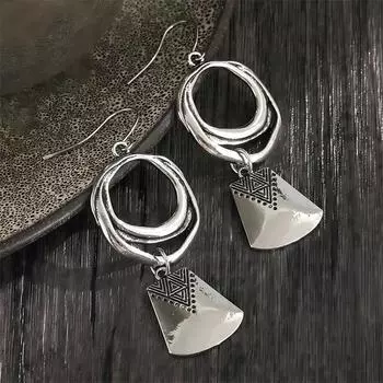 Богемные гравированные серьги Модные ретро-украшения для женщин