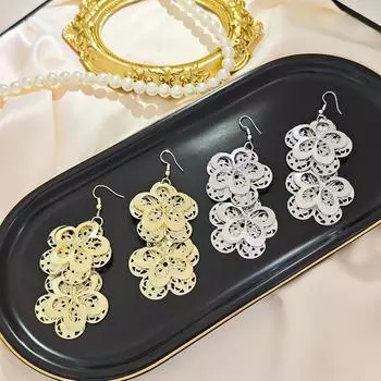 Bohemian Flower Earrings with Cutout and Tassel in Multi-layer Metal Style золотой