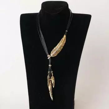 Bohemian Women Rhinestone Feather Pendant Faux Leather Rope Necklace Jewelry ARI