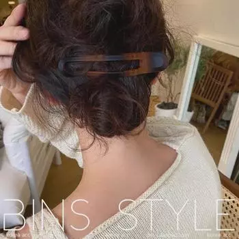 «Большая матовая заколка для волос «Утконос» для легкой укладки»