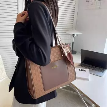 Большая сумка женская сумка 2024 года новая интернет знаменитость популярная сумка тоут женская большая вместительная сумка для работы и поездок на работу текстурная сумка через плечо чёрный