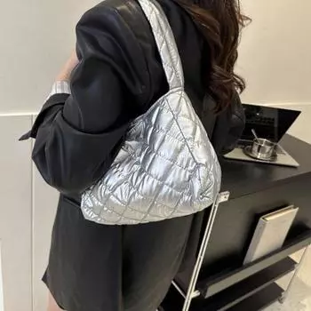 Большая вместимость Мягкая стеганая сумка через плечо с мягкой подкладкой из пуха Сумка для подмышек на открытом воздухе красный