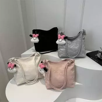 Большая вместимость женская новая летняя модная сумка через плечо на одно плечо нишевый дизайн высококачественная и красивая модная сумка-тоут Without pendant