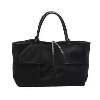 Большая вместительная холщовая сумка для женщин 2023 года, новая простая сумка для поездок на работу, модная контрастная цветная тканая портативная сумка для матери и ребенка белый