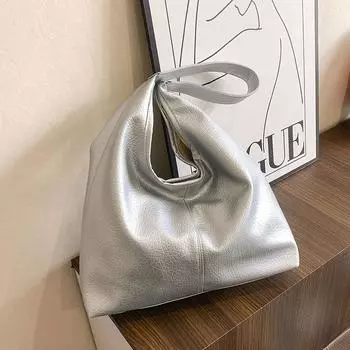 Большая вместительная модная повседневная женская сумка 2024 года, новая сумка в иностранном стиле, простая сумка через плечо под мышкой белый