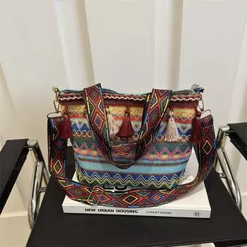 Большая вместительная пляжная сумка Bohemian с бахромой для отпуска. Универсальная и простая сумка на одно плечо в стиле ретро. оранжевый