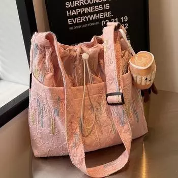 Большая вместительная сумка через плечо из мягкой ткани для женщин 2024 года, новая повседневная и легкая сумка-тоут, модная женская сумка через плечо для поездок на работу single package чёрный