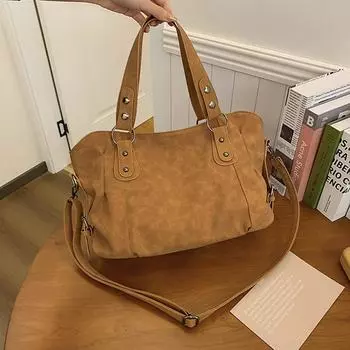 Большая вместительная сумка-тоут 2024 года, новая женская сумка в стиле ретро, универсальная сумка-мессенджер, матовая однотонная сумка через плечо подмышкой 37*14*23 коричневый