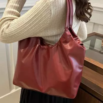 Большая вместительная сумка-тоут Cloud для поездок на работу, женская, осень-зима 2024 года, новый нишевый дизайн, женская сумка через плечо чёрный