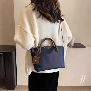 Большая вместительная сумка женская 2024 корейская версия сумка через плечо сумка для поездок на работу студенческая сумка для занятий универсальная сумка из ткани Оксфорд чёрный