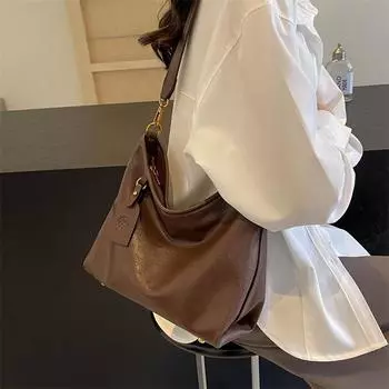 Большая вместительная сумка женская 2024 новая высококачественная текстура нишевая осенне-зимняя универсальная сумка через плечо в стиле ретро сумка-мессенджер с пельменями чёрный