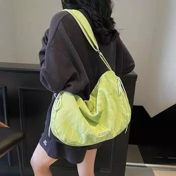 Большая вместительная сумка женская однотонная сумка через плечо студенческая сумка для путешествий сумка хобо чёрный