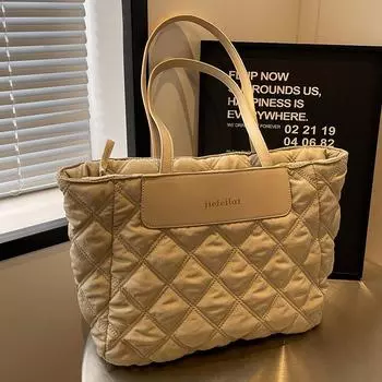 Большая вместительная сумка женская осенне-зимняя универсальная 2024 новая модная сумка через плечо тканевая сумка алмазного класса сумка-тоут для поездок на работу чёрный