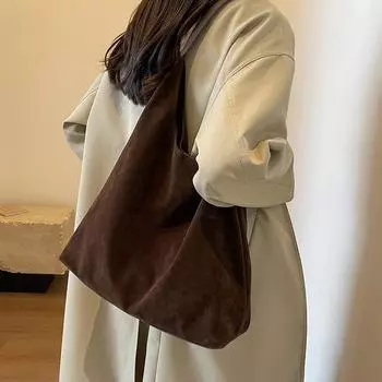 Большая вместительная сумка женская осенняя универсальная 2024 новая модная ретро матовая сумка через плечо текстурированная сумка-тоут для поездок на работу чёрный