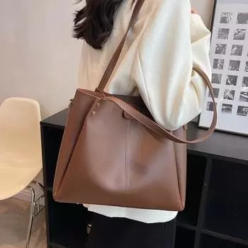 Большая вместительная сумка женская сумка 2024 новая модная осенне-зимняя сумка-мессенджер с широким диапазоном популярная переносная сумка на одно плечо чёрный